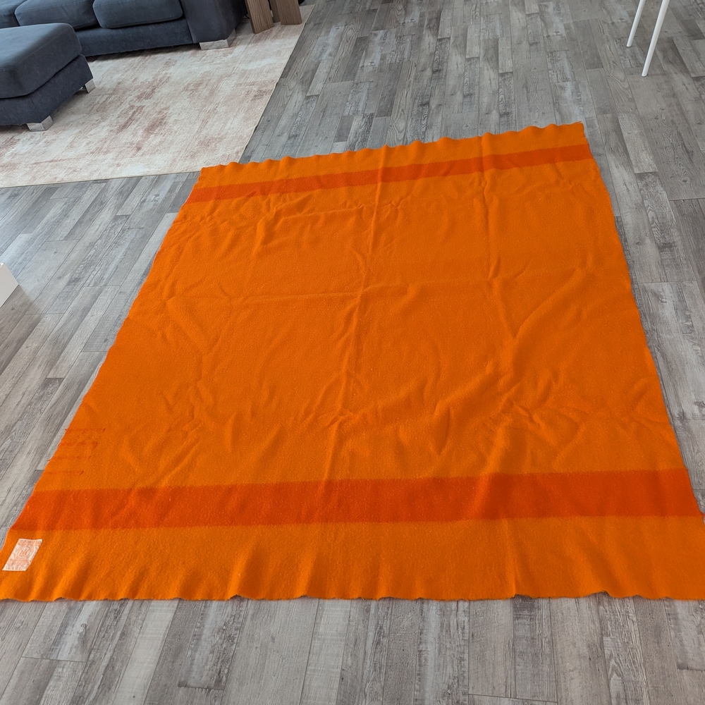 Vintage Hudson Bay Wool 3.5 Wool Trapper rare orange stripes blanket gold